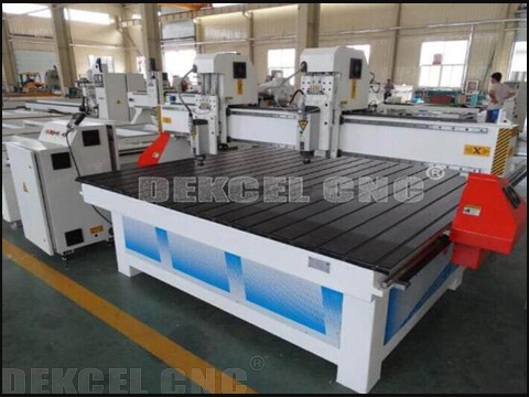 The different types of industrial cnc wood carving router with two spindles 