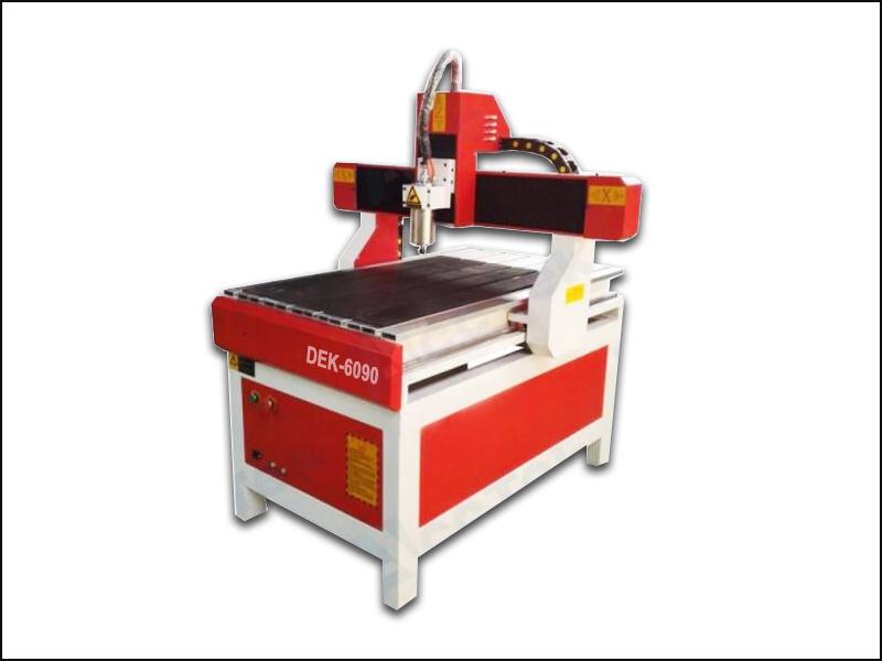 A comparison between hobby cheap cnc wood router and cnc woodworking router machine